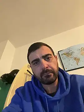 Snapshot of petan33 chatting on January 3, 3:22 pm petan33 online show from January 3, 3:22 pm