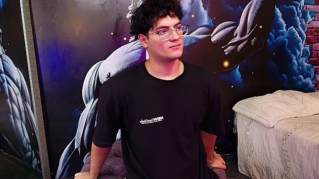 Snapshot of Mark_Evans1_ chatting on March 8, 7:40 pm Mark Evans1 online show from March 8, 7:40 pm