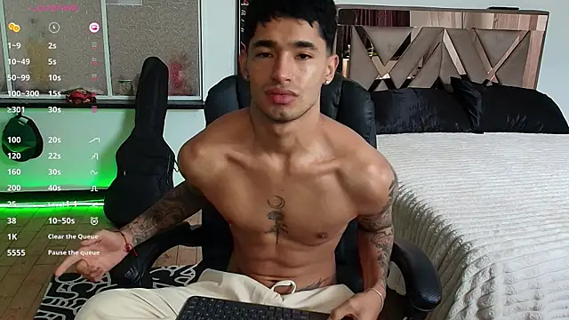 Damon  333 online show from September 9, 6:29 pm