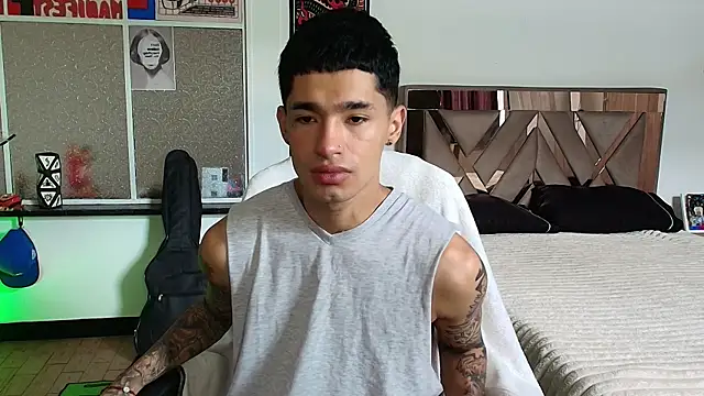 Damon  333 online show from October 15, 6:37 pm