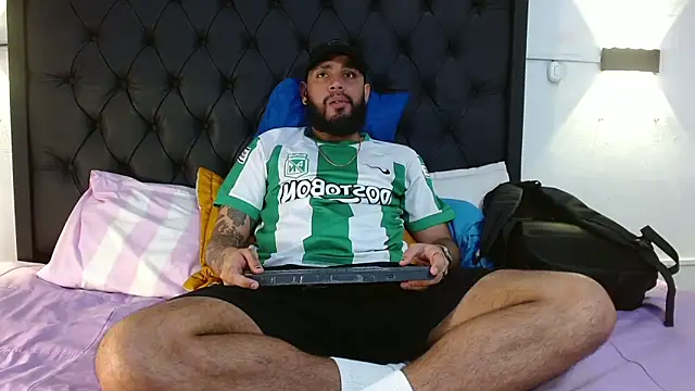 samir music online show from December 22, 3:22 pm