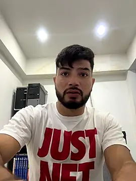 Snapshot of _tony8 chatting on October 29, 12:46 am  tony8 online show from October 29, 12:46 am