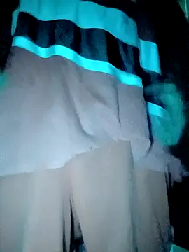 Snapshot of rodrig6987_1 chatting on October 4, 4:28 am rodrig6987 1 online show from October 4, 4:28 am