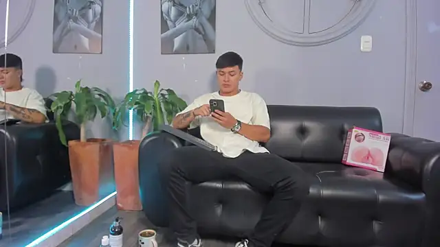 Cristopher strong online show from January 24, 12:31 pm