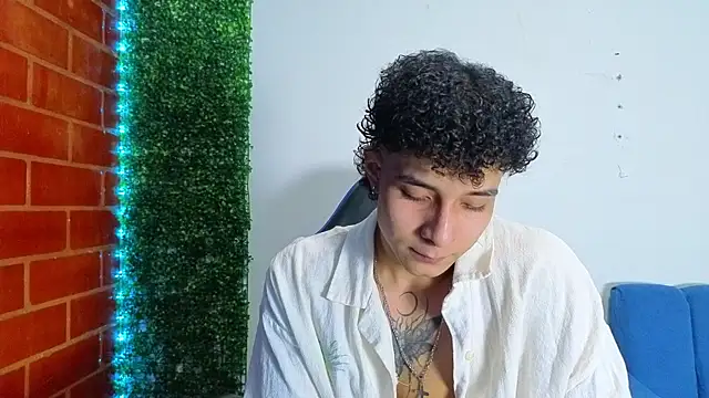 Demitryo online show from April 13, 4:35 am