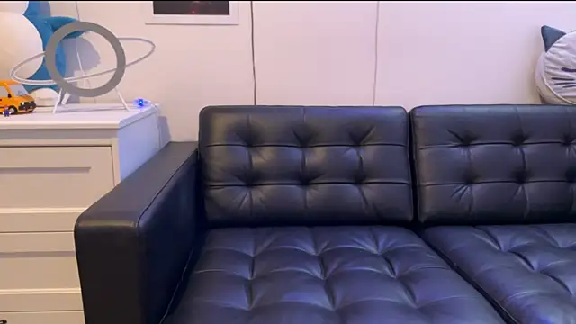 BlueEyedTallGuy94 online show from December 9, 1:07 am