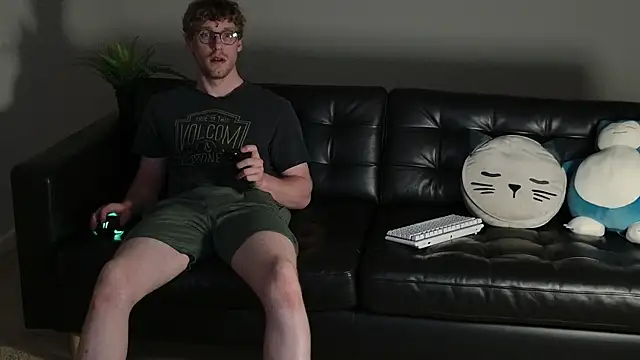 BlueEyedTallGuy94 online show from September 10, 2:10 am