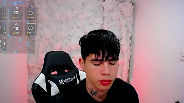 Tayson Rivers online show from November 13, 7:29 pm