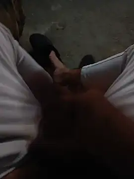 manuelmen211 online show from July 3, 2:18 am