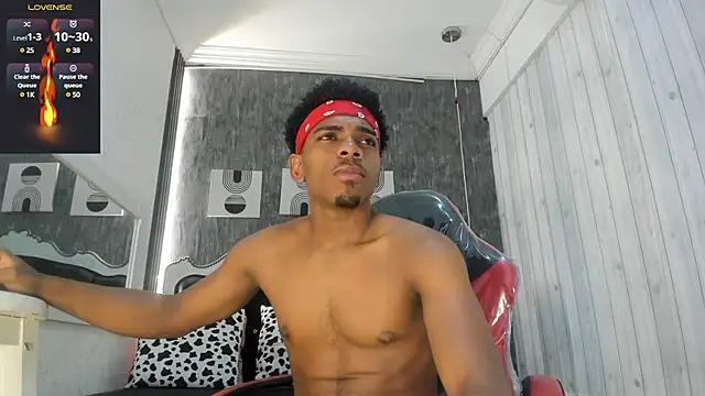 Snapshot of Jack_Muscles69_ chatting on February 6, 12:16 pm Jack Muscles69  online show from February 6, 12:16 pm