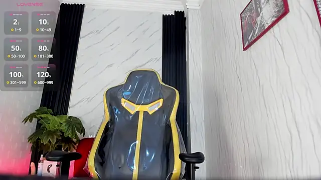 Snapshot of Jack_Muscles69_ chatting on December 10, 12:05 pm Jack Muscles69  online show from December 10, 12:05 pm