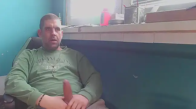 Snapshot of YouWantMe666 chatting on February 21, 8:17 am YouWantMe666 online show from February 21, 8:17 am