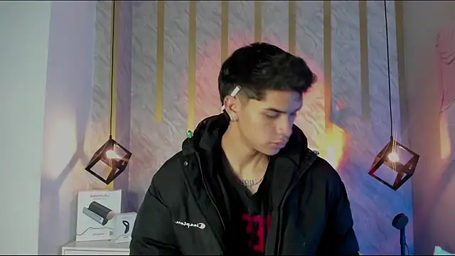 AndyPalmer  online show from March 1, 11:28 am