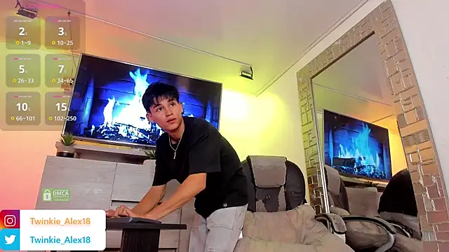 Twinkie-Alex18 online show from December 16, 9:09 pm