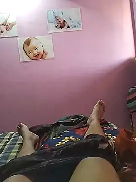 Snapshot of playboyd1 chatting on March 5, 4:57 am playboyd1 online show from March 5, 4:57 am