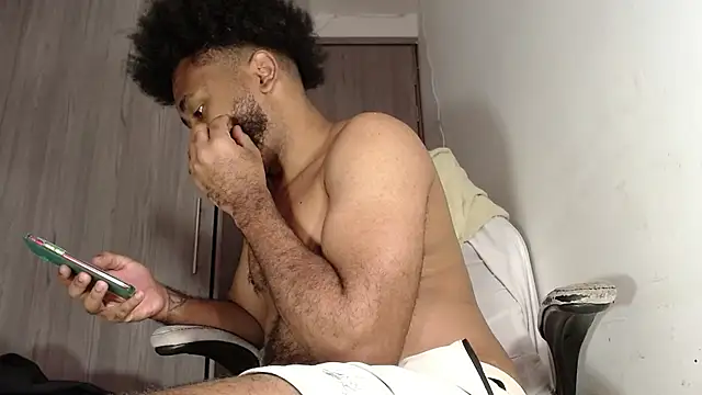 KaelMoreau online show from February 20, 5:40 pm