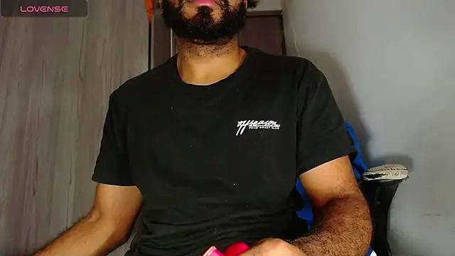 KaelMoreau online show from February 9, 8:45 pm