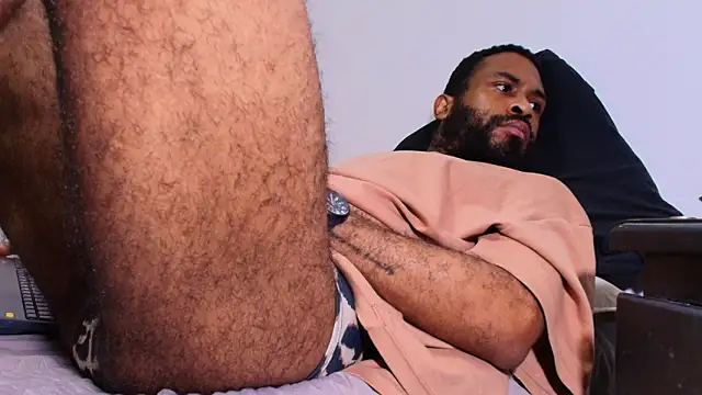 KaelMoreau online show from February 6, 8:28 pm