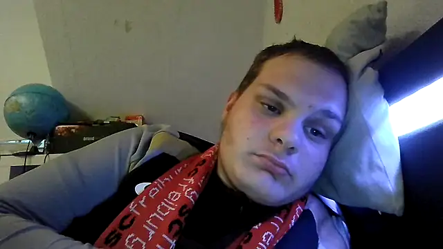 Nicolasjlhkjzl online show from May 13, 6:49 pm