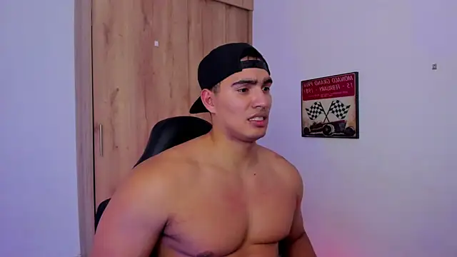 JamesGraay online show from December 8, 8:20 am