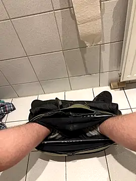 Michaela1222 online show from November 14, 3:24 pm