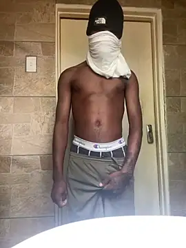 Snapshot of AmuM11 chatting on September 17, 9:43 am AmuM11 online show from September 17, 9:43 am