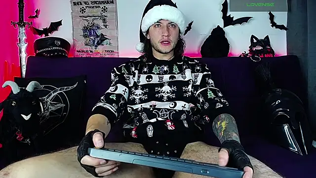 blckwolf 6 online show from December 21, 4:48 pm