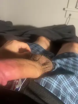 RogerRabbit4480 online show from April 10, 5:47 am