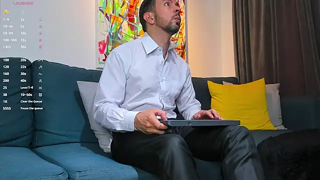 tommy raym0ndg online show from February 4, 8:26 pm