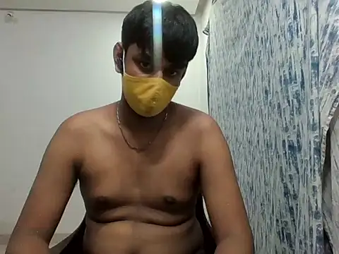 brownguy1234 online show from December 8, 5:11 pm