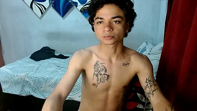 Lovebeng  online show from November 17, 4:15 am