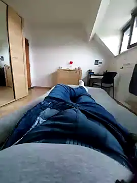 pascalino100 online show from February 9, 9:37 am