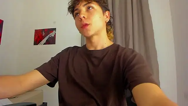 Joe23   online show from October 15, 4:42 am