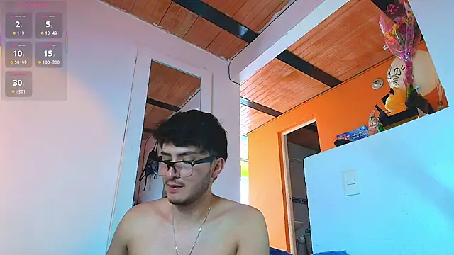 santyago taylor online show from February 27, 7:13 pm