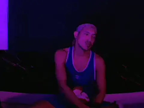 thesummerboy online show from January 31, 12:07 pm