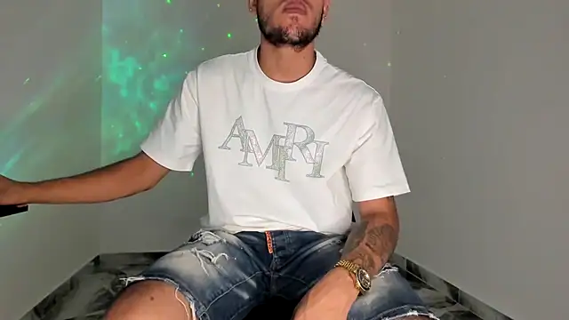 mikee scooth online show from April 12, 7:54 am