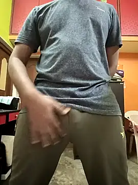 Snapshot of RohanBig chatting on December 9, 6:19 pm RohanBig online show from December 9, 6:19 pm