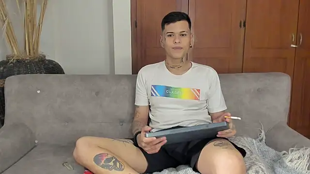 jamesinked  online show from November 29, 10:23 pm