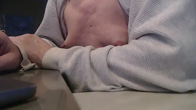 Toy-Daddy online show from December 30, 8:15 pm