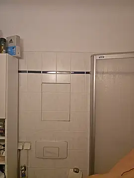 nickdtr online show from December 19, 7:11 pm