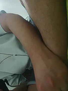 beautiful hands  online show from February 11, 7:13 am