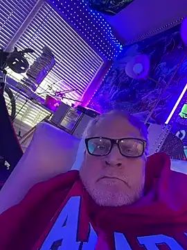 Mimmoromeo1973 online show from February 7, 10:59 pm