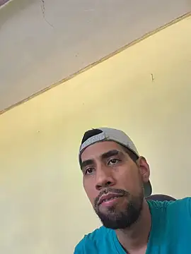 EnriquePersian197 online show from July 31, 7:34 pm