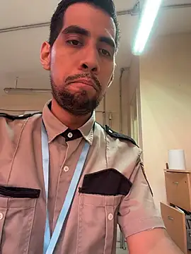EnriquePersian197 online show from June 18, 2:55 pm