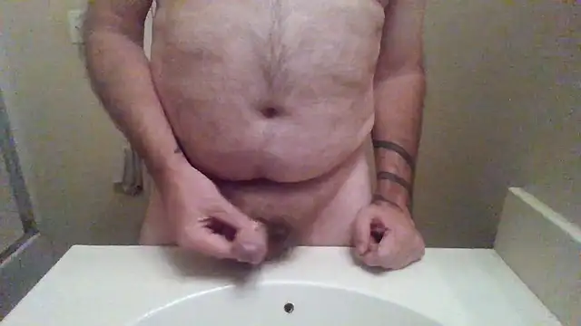 WatchinU82 online show from October 26, 6:15 am