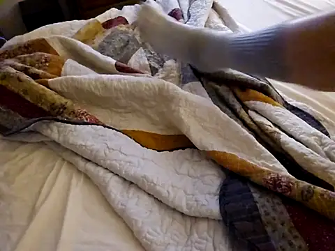 coolbrease10 online show from March 6, 5:37 am