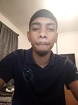 29YOURZ 28  online show from December 19, 6:01 pm