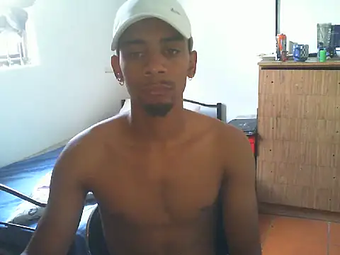 29YOURZ 28  online show from March 5, 9:05 am