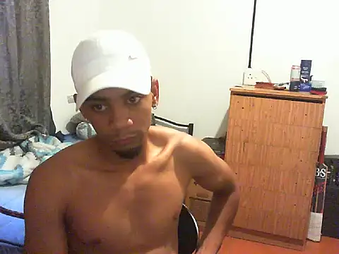 29YOURZ 28  online show from March 17, 5:12 am