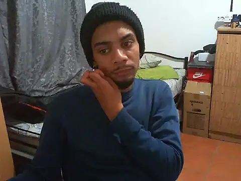 29YOURZ 28  online show from October 2, 6:12 pm